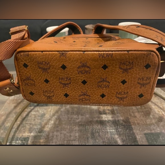 MCM Stark 32 Visetos Backpack - Picture 8 of 14